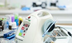 Діодний лазер Picasso Lite в стоматології – революція у лікуванні та догляді за зубами.